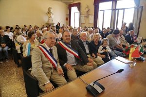 este2016_0004-a-mairie-echanges